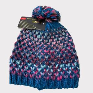 Trufit Ladies’ Cable Knit Winter Hat Greenish/Blue NWT One Size